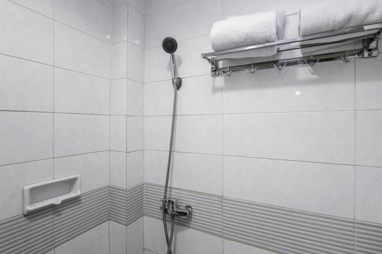 Reddoorz Plus Syariah @ Jalan Sriwijaya Medan Eksteriør bilde