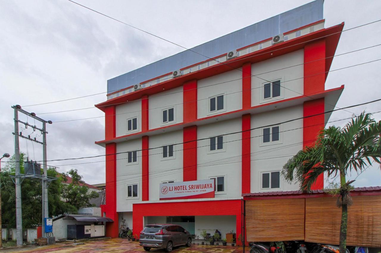 Reddoorz Plus Syariah @ Jalan Sriwijaya Medan Eksteriør bilde