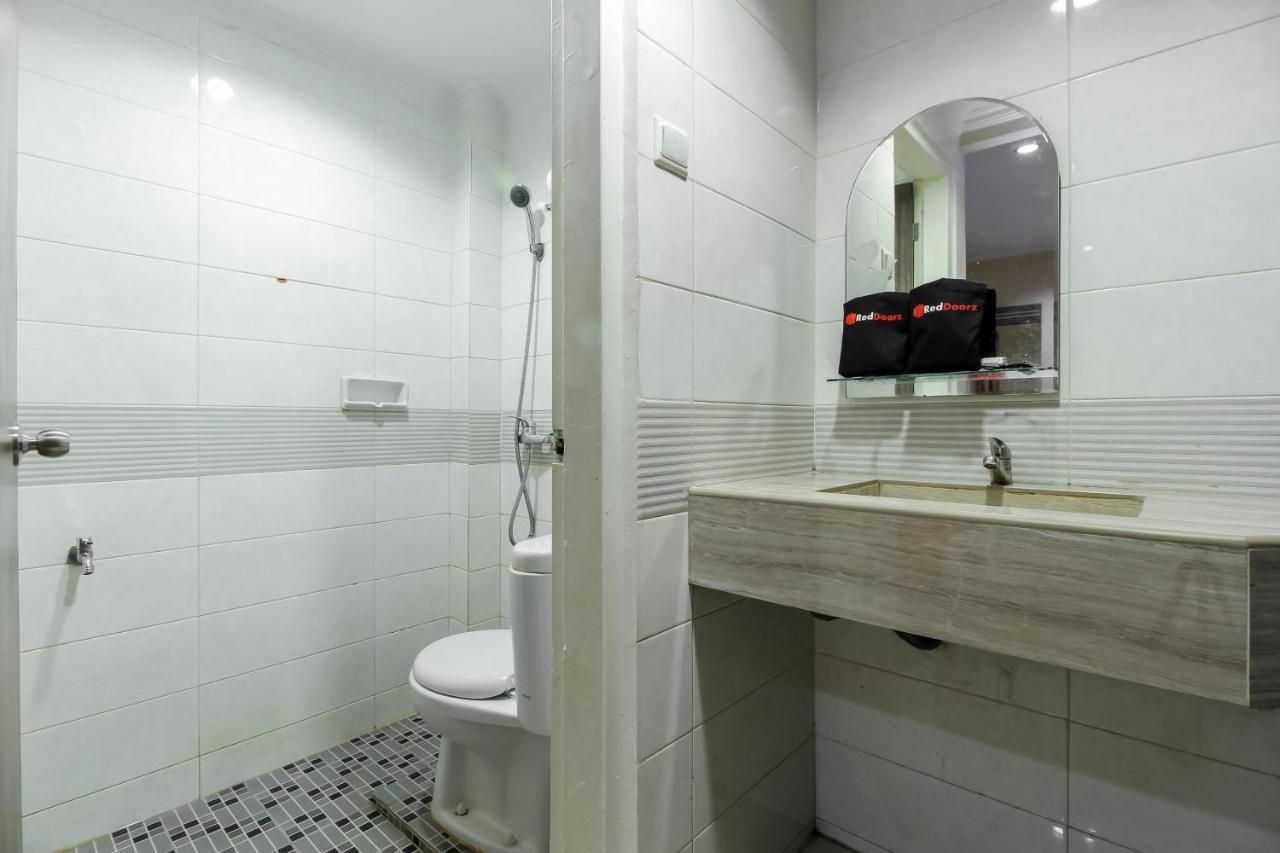 Reddoorz Plus Syariah @ Jalan Sriwijaya Medan Eksteriør bilde