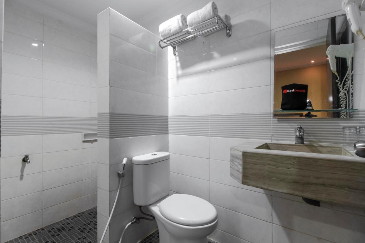 Reddoorz Plus Syariah @ Jalan Sriwijaya Medan Eksteriør bilde