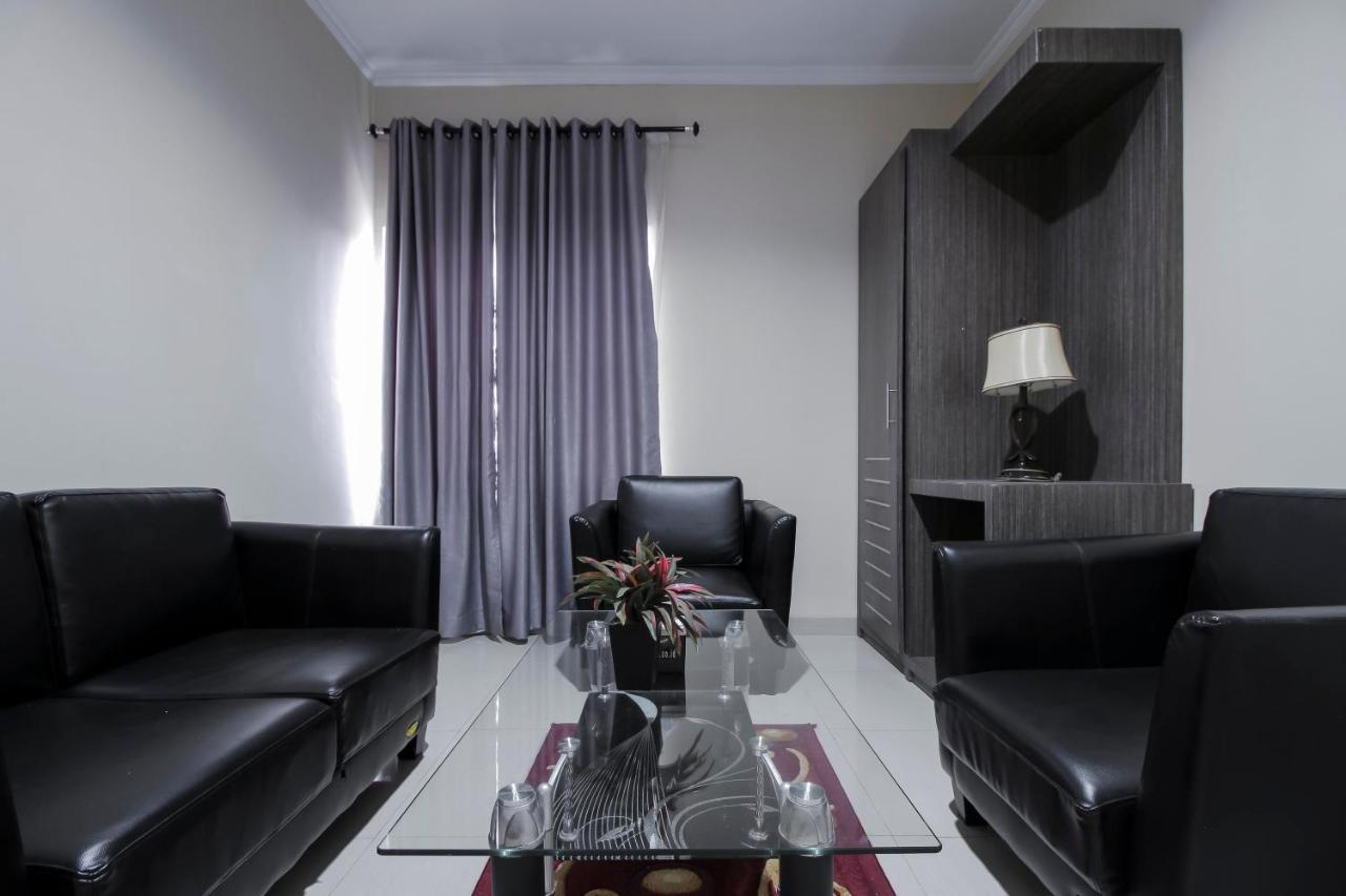 Reddoorz Plus Syariah @ Jalan Sriwijaya Medan Eksteriør bilde