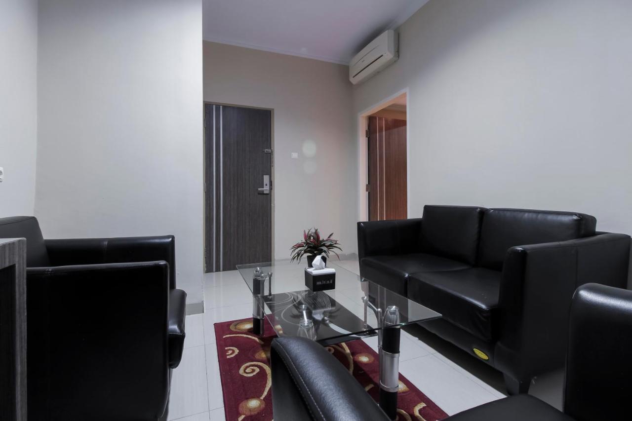 Reddoorz Plus Syariah @ Jalan Sriwijaya Medan Eksteriør bilde