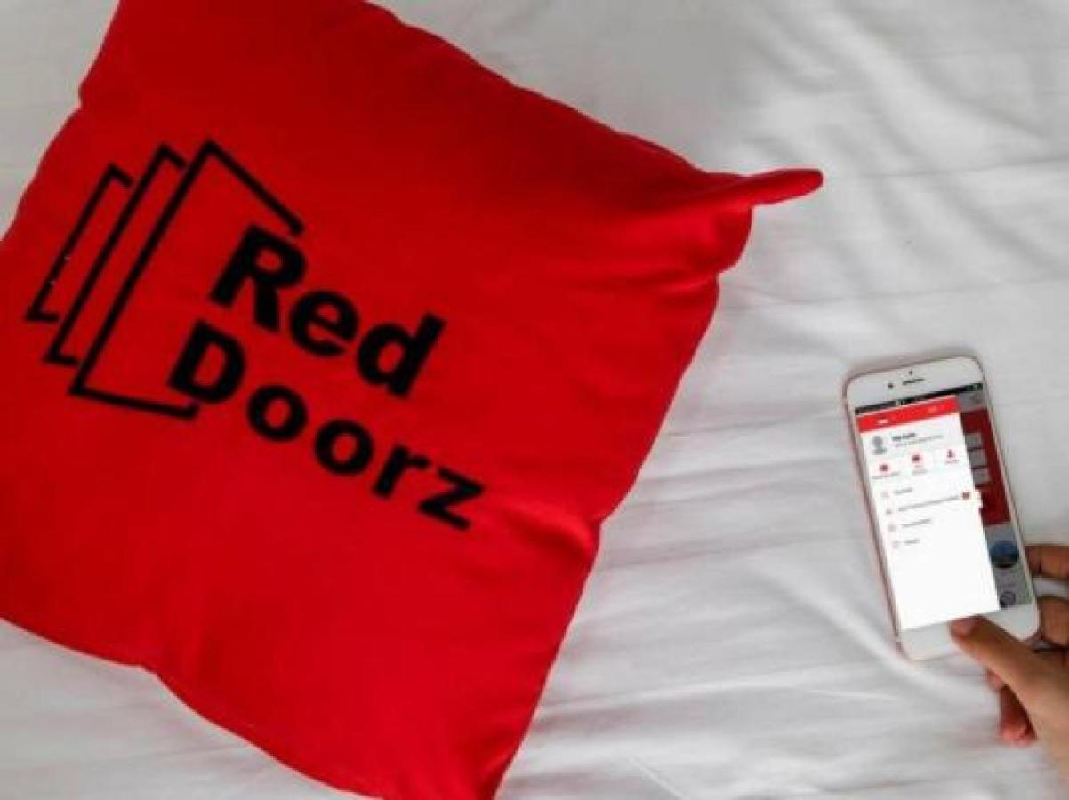 Reddoorz Plus Syariah @ Jalan Sriwijaya Medan Eksteriør bilde